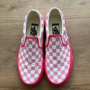 New custom Vans 🩷🍒